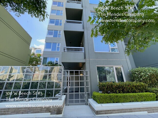 Foto del edificio - 300 W Beech St