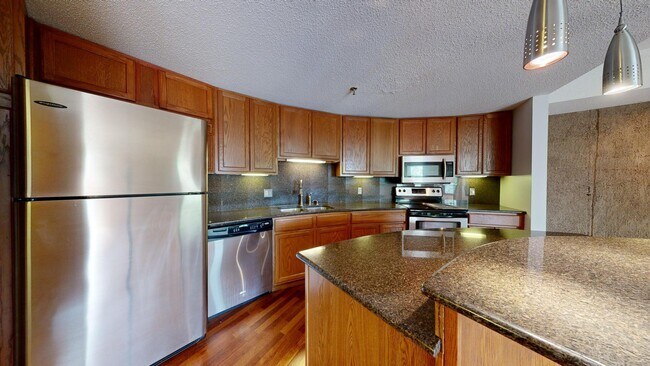 Foto del edificio - 3141 Dean Court #502