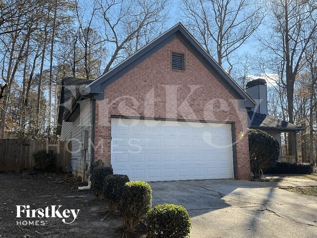 Building Photo - 4975 Wedgewood Pl