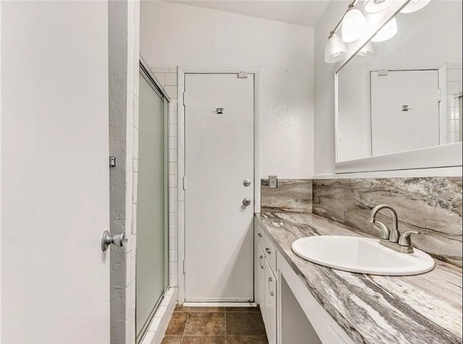 Photo - Chic 3-Bed 2-bath in Oklahoma City House