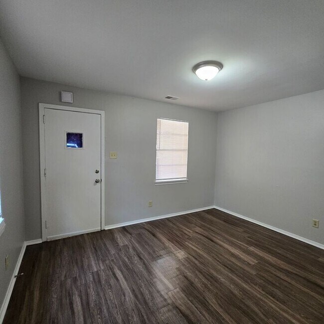 Foto del edificio - 2659 Whitman Ave