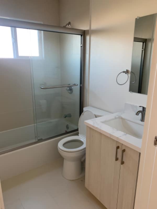 Photo - 1308 Elgin St Apartment