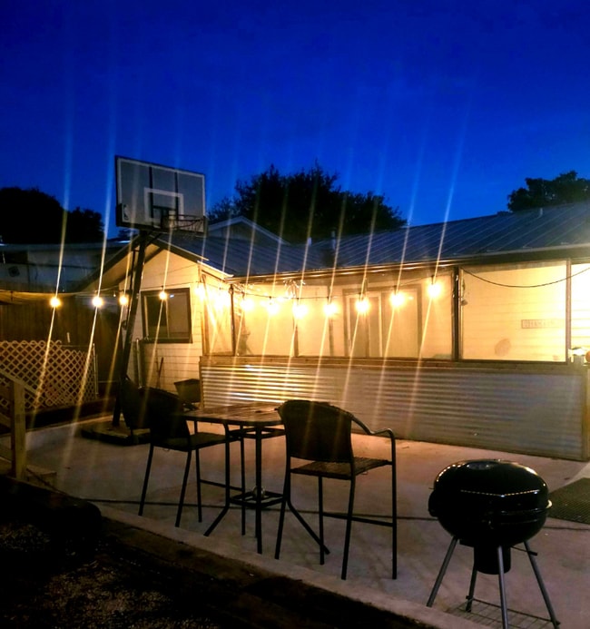 Foto del edificio - 5311 Costa Mesa St