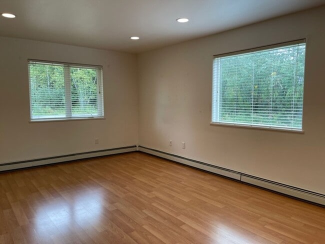 Building Photo - 4683 Bluegill Rd