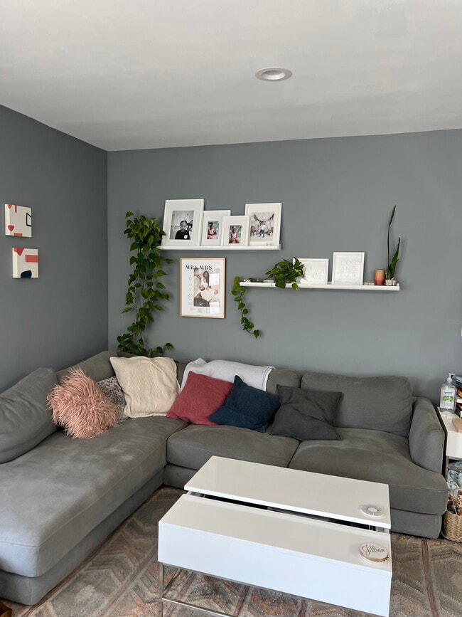 Foto del edificio - 1510 Hauser Blvd