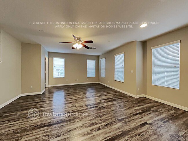 Foto del edificio - 1275 Sand Castle Ave