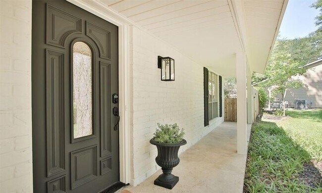 Foto del edificio - 12227 Gun Oak Pl