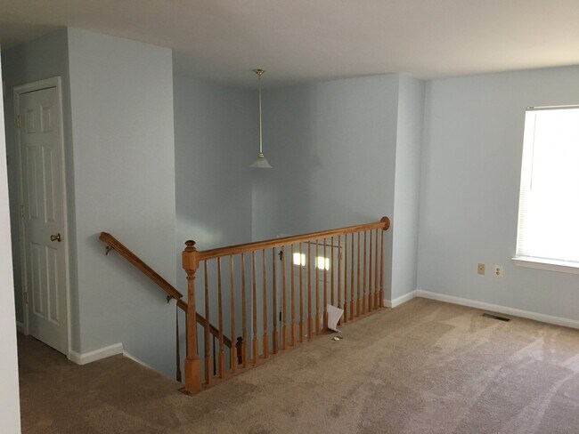 Foto del edificio - 8435 Chesley Dr