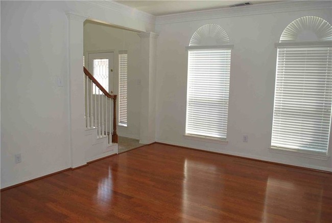 Building Photo - 1405 Overture Way