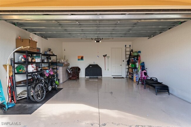 Building Photo - 6534 Caldecott Dr