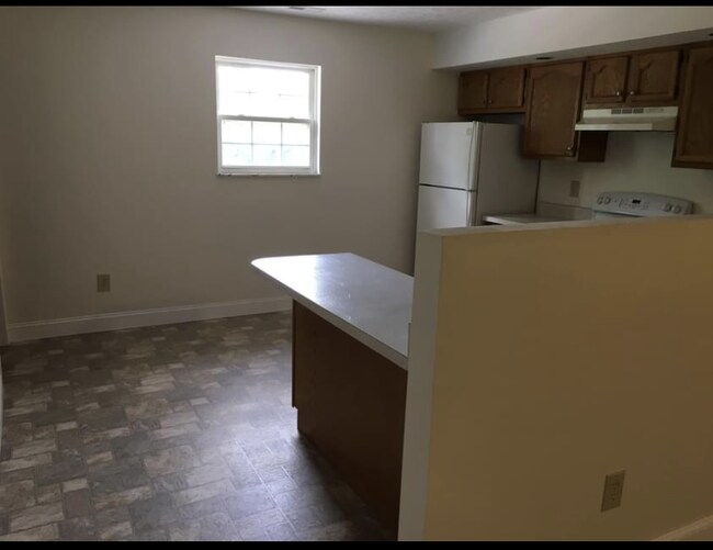 Building Photo - 5149 Teays Valley Rd
