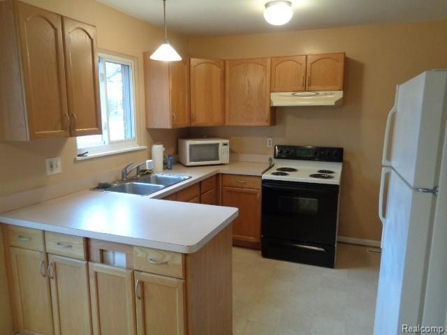 Building Photo - 465 Provincetown Ln