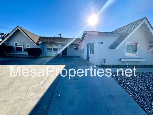 Building Photo - 3662 Chateau Ct