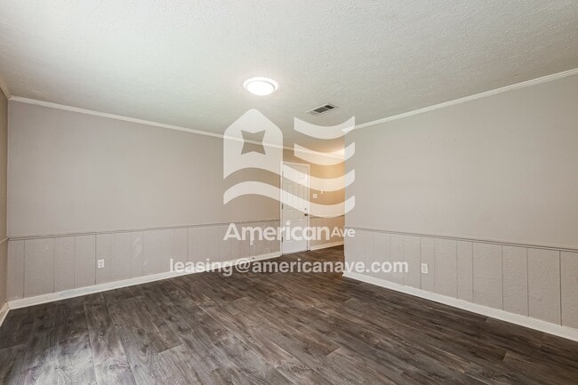 Building Photo - 2825 Glenderry St