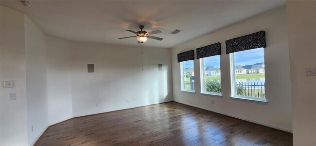 Foto del edificio - 201 Water Grass Trl