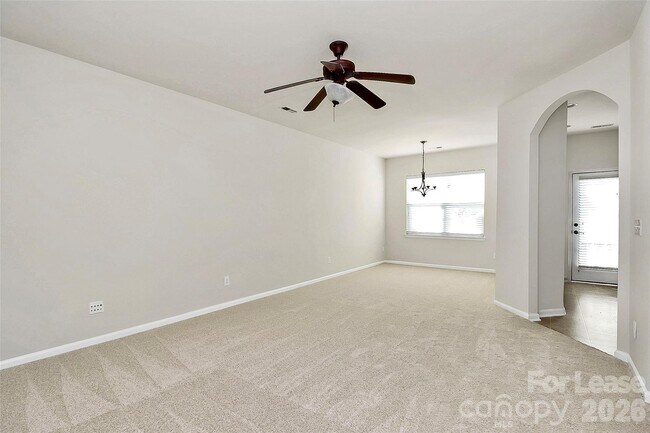 Foto del edificio - 14414 Tigress Ct