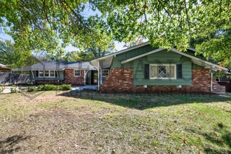 Building Photo - 1126 Farmstead St