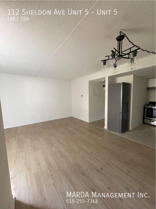 Photo du bâtiment - Newly Renovated 1 Bedroom 1 Bathroom in Ch...