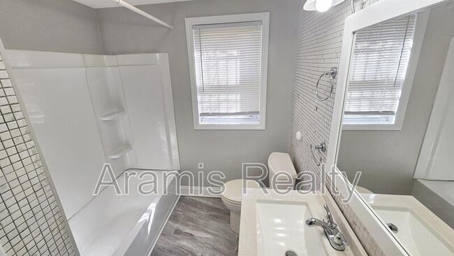 Foto del edificio - 580 Holly St NW
