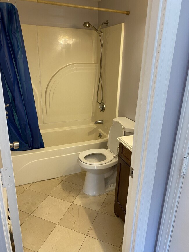 38 Leonard Rd Unit 38, Boxborough, MA 01719 Condo for Rent in