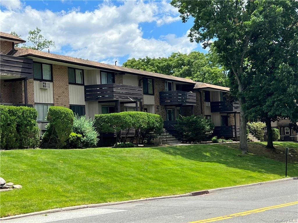 190 Sierra Vista Ln, Valley Cottage, NY 10989 Condo for Rent in