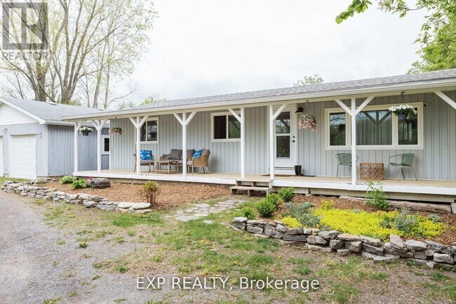 Photo du bâtiment - 825 County Rd 8