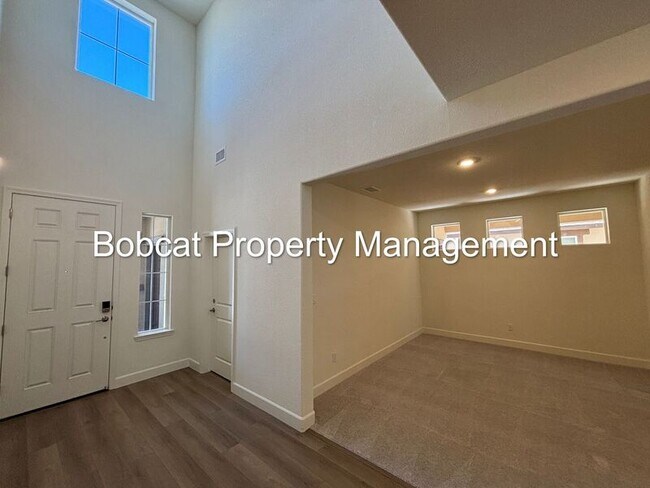 Foto del edificio - 1751 Boundary Peak St