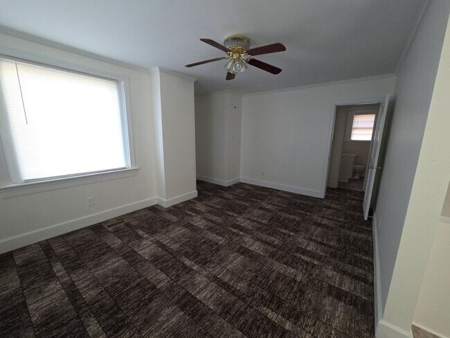 Building Photo - 1809 Palm St