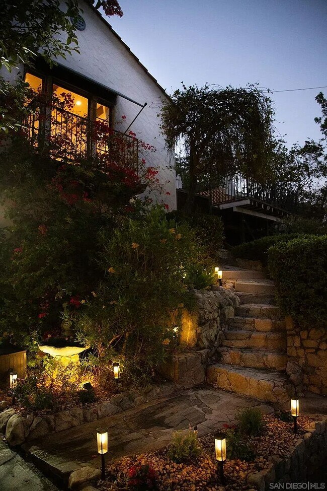 Foto del edificio - 2925 Graceland Way