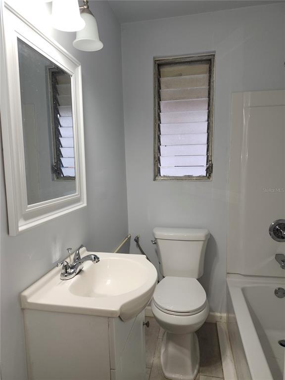 Foto del edificio - 421 NW 10TH Av