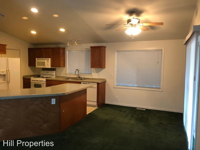 Building Photo - 3 br, 2 bath House - 235 W 11th Ave