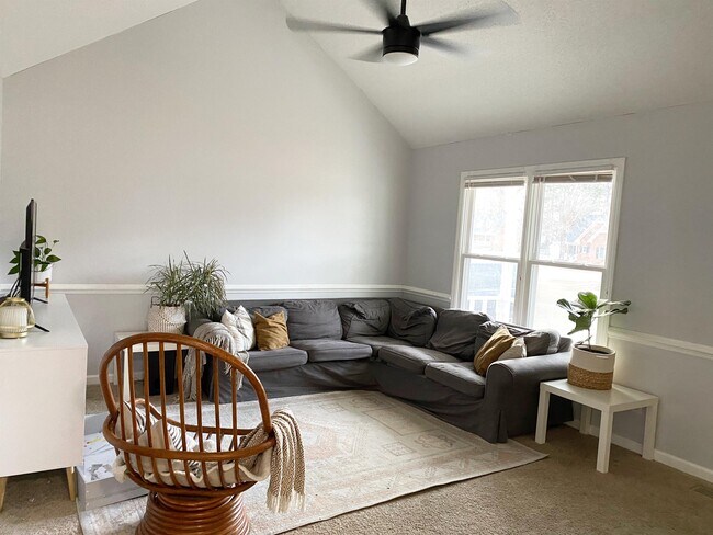 Foto del edificio - 1400 Squire Ridge Dr