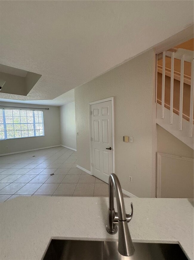 Foto del edificio - 775 SW 148th Ave