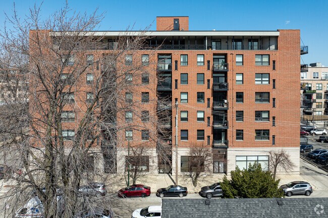 Alternar - Morgan Street Lofts