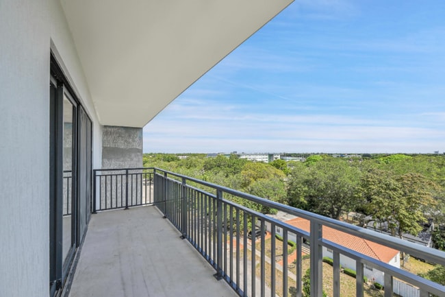 Foto del edificio - 840 NE 130th St