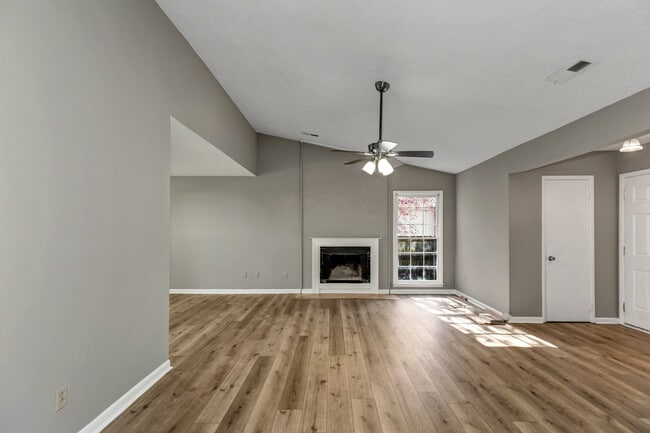 Building Photo - 1074 Old Monrovia Rd NW
