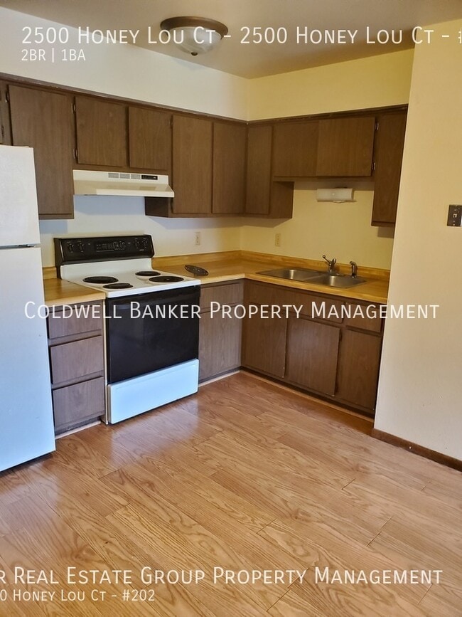 2500 Honey Lou Ct Unit 2500 Honey Lou Ct 202, Appleton, WI 54915