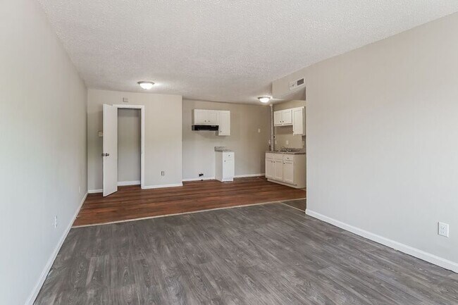 Foto del edificio - 8001 1st Ave S