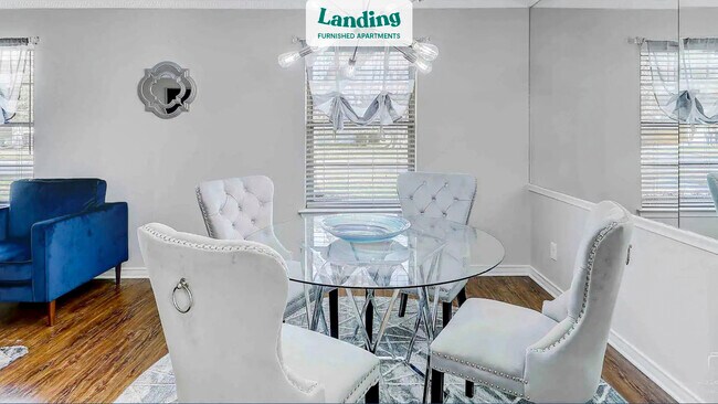 Foto del edificio - 10007 Dale Crest Dr