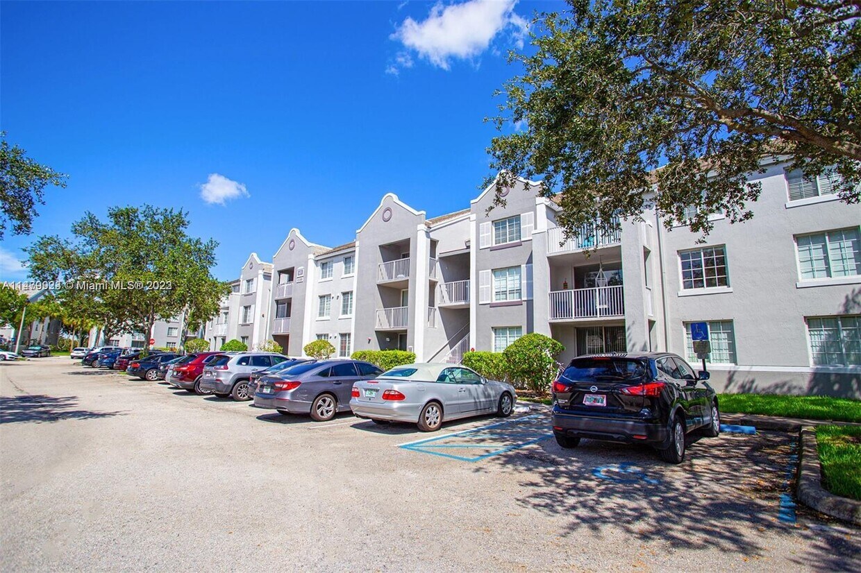 11133 SW 8th St Unit 207, Pembroke Pines, FL 33025 Condo for Rent in