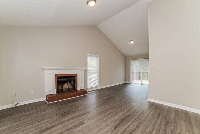 Foto del edificio - 3106 Calumet Cir NW