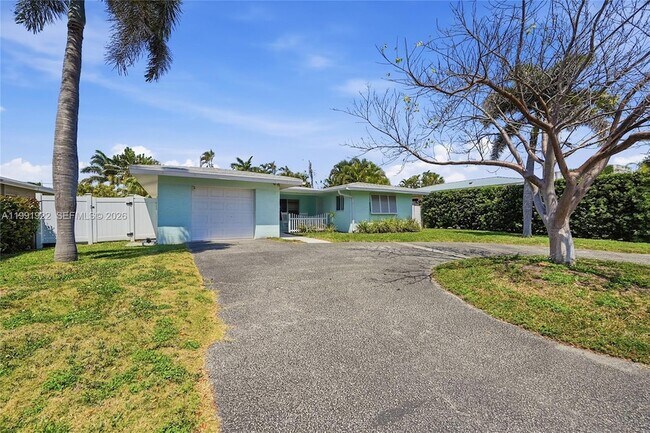 Foto del edificio - 2725 SE 2nd Ct