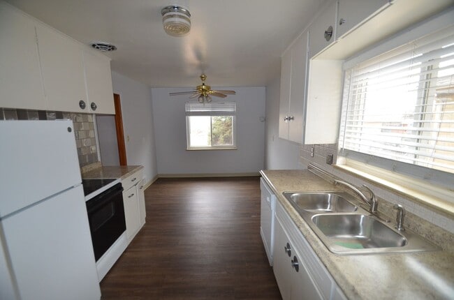 Photo - 2041 Kendall St. Edgewater, CO  80214 Apartment