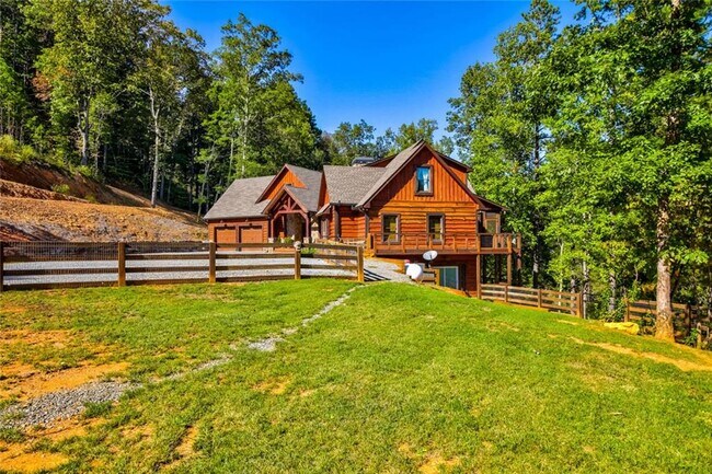 Building Photo - 380 Biguns Blvd