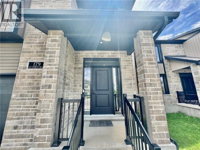 Building Photo - 179 Otterbein Rd