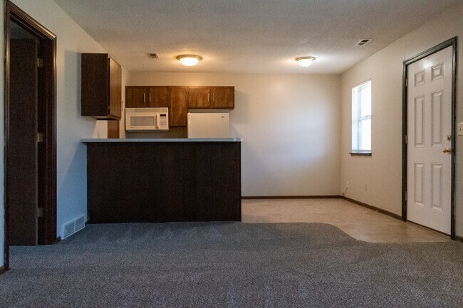 Building Photo - 3516 Wilson Ave
