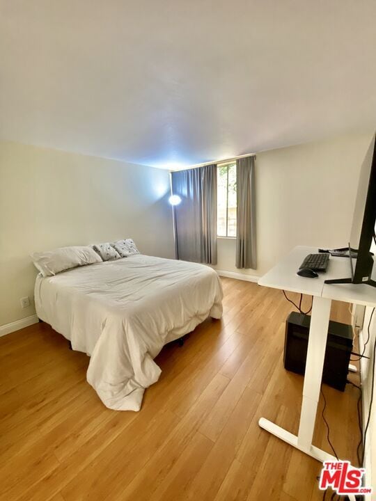 Building Photo - 6526 Ocean Crest Dr