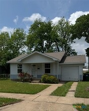 Building Photo - 1514 S 15th St