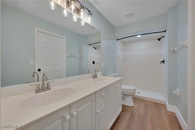 Foto del edificio - 26729 Little John Ct