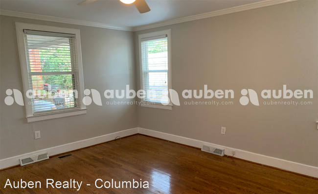 Building Photo - 4 br, 2 bath House - 434 Michaelmas Avenue